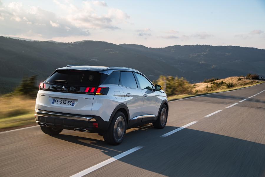  Peugeot 3008 GT Line 2016 года  (WW) (фото 25 из 42)